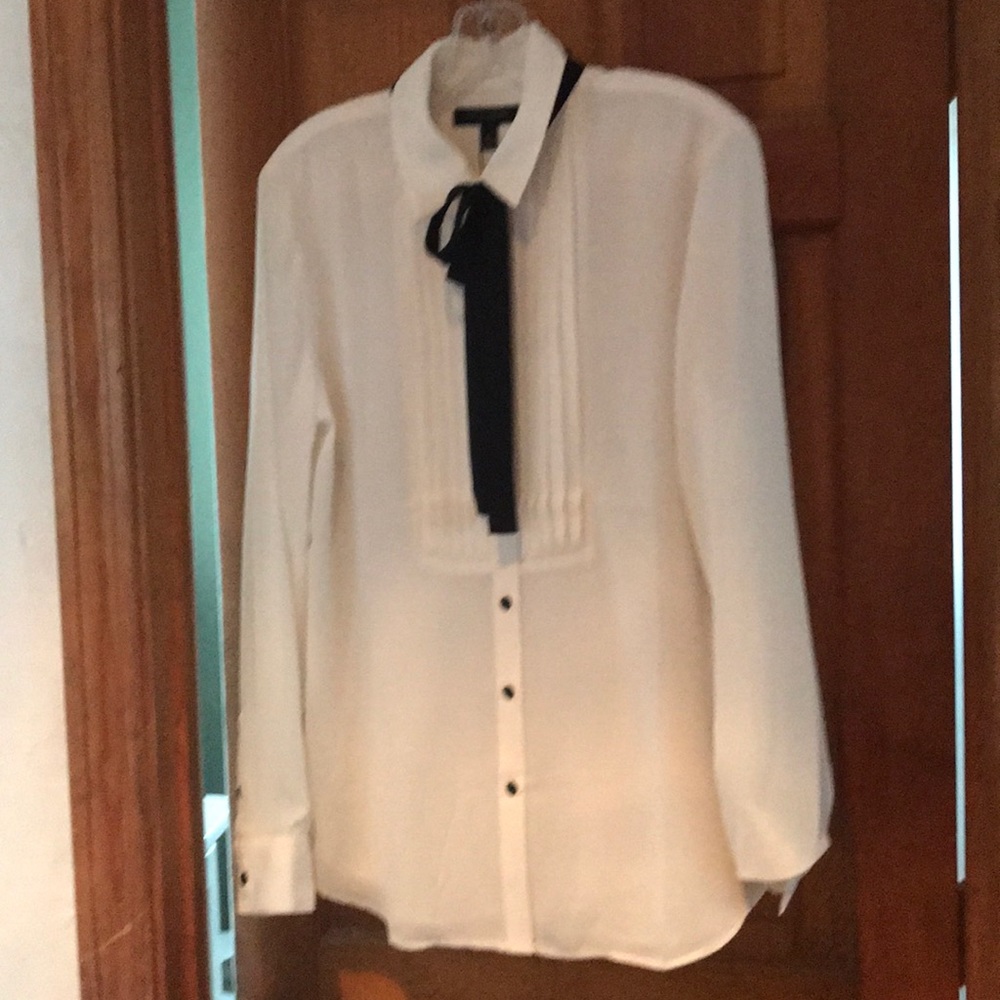 Brand new blouse with tie bow detail